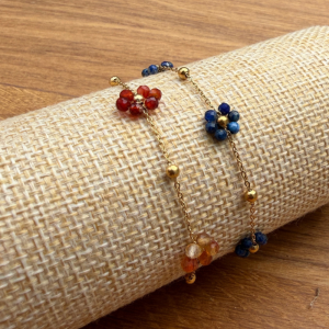 Bracelet fleurs en perles