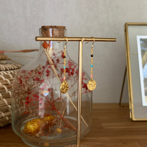 boucles d'oreilles pendantes