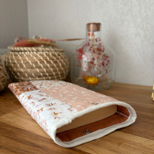 Poche à livre patchwork